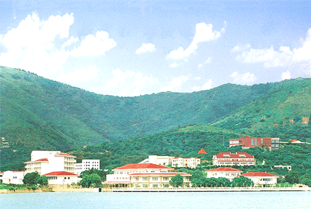 E . 江蘇蘇州東山賓館 E . 江蘇蘇州東山賓館