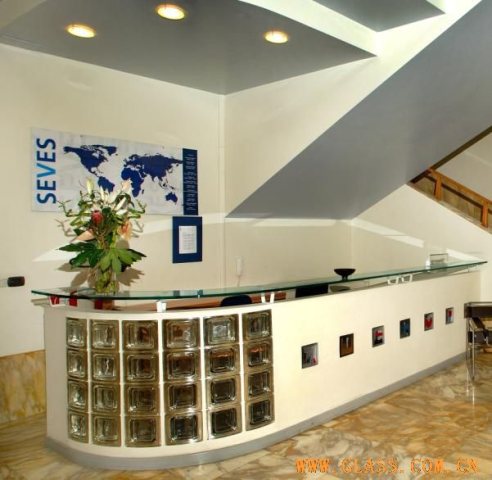 J . 法國維特興滬玻璃 J . 法國維特興滬玻璃