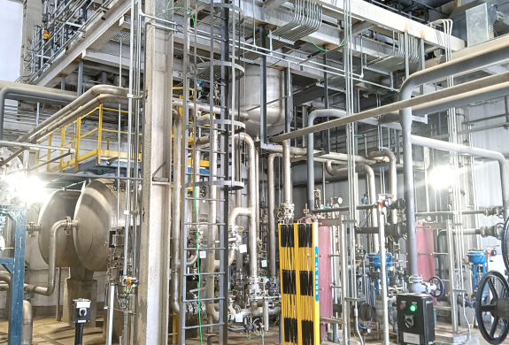 共同見證“綠色石油”快速發(fā)展——赤峰遠景全球最大綠色氫氨 共同見證“綠色石油”快速發(fā)展——赤峰遠景全球最大綠色氫氨